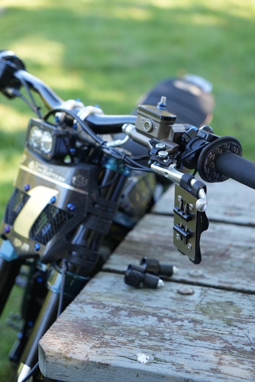 Stealth Moto Spark Bar